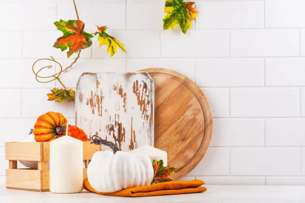 Craft Fall-Themed Wall Art for Thanksgiving